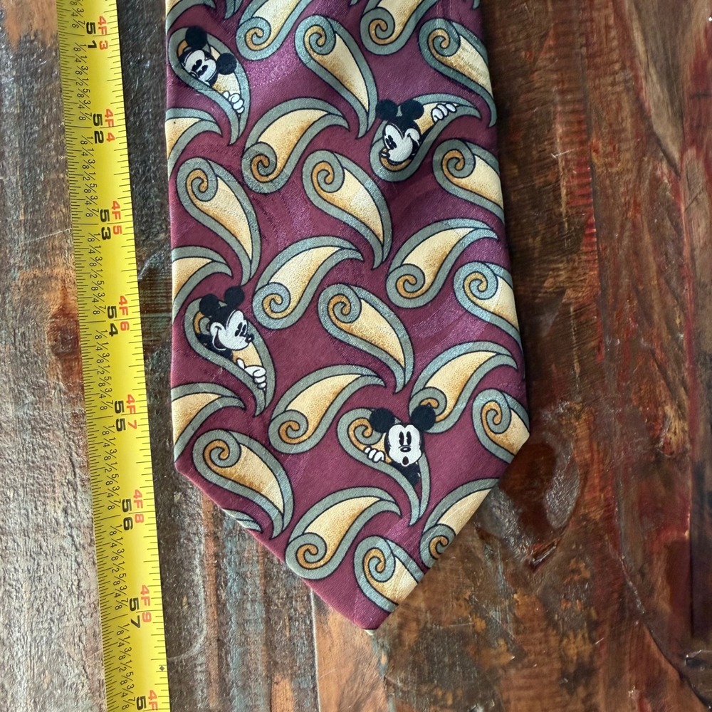 Vintage Hidden Mickey with Paisley 100% Silk Maroon Tie Approx 4"W 58"L RN73469 - Picture 8 of 8